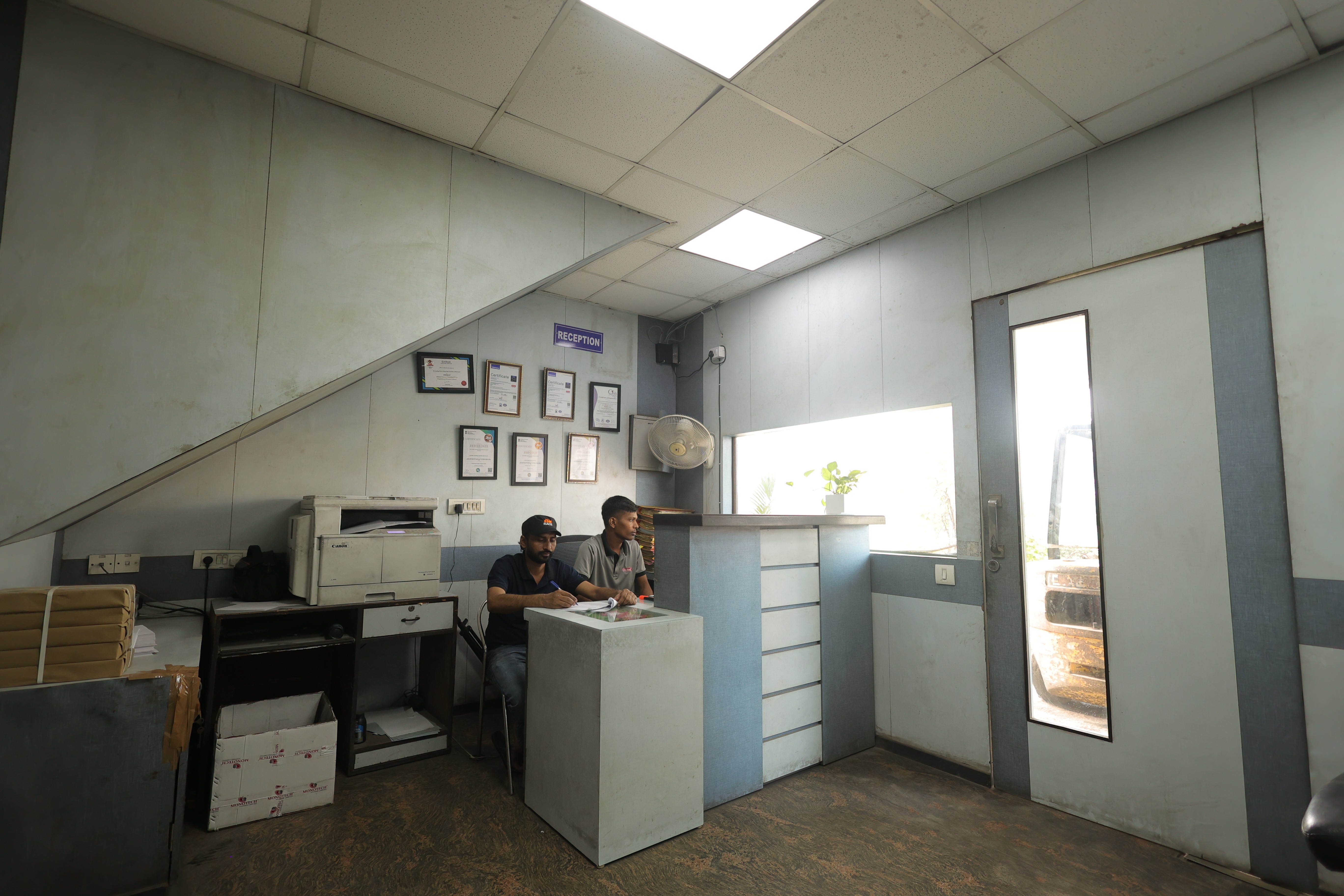 Desmat Office